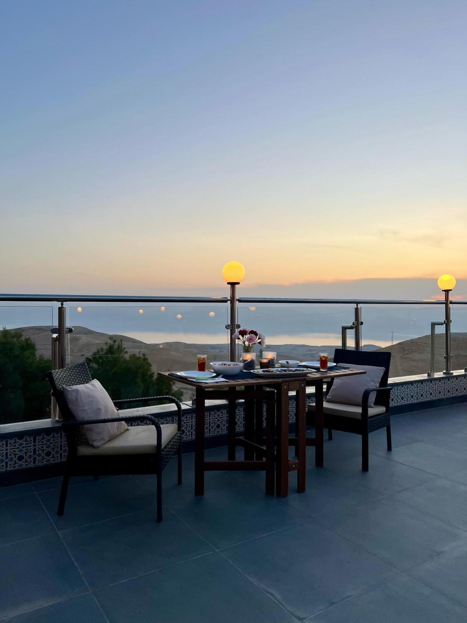 Golden Rays Chalet Мадаба Екстериор снимка